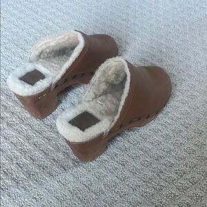 Brown Shearling-Lined Clogs